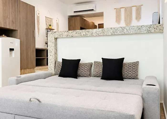 With Pool, Gym And Garage Near 5th And * Playa del Carmen