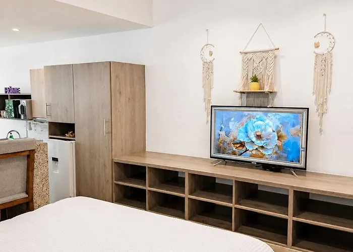 Apartment With Pool, Gym And Garage Near 5th And Playa del Carmen